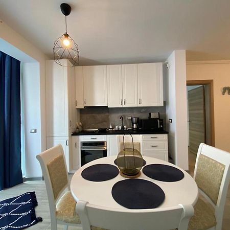 Baby Sea View And Pools Apartment- Mamaia Beach Resort Năvodari Exterior foto